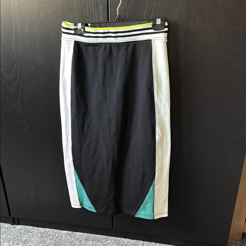 Anthropologie midi skirt‎ Daily Practice XS